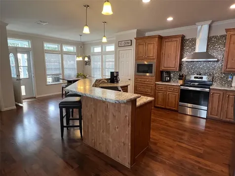124 Pindo Palm Street W Largo FL 33770