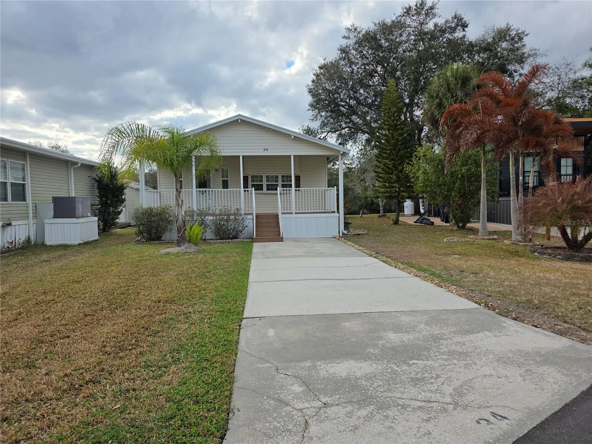 34 W Appaloosa Trail Lake Wales FL 33853