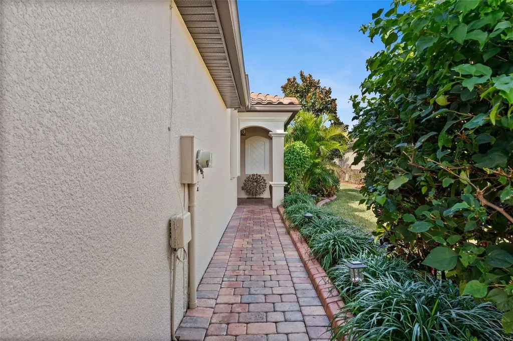 20219 Tesoro Drive Venice FL 34293