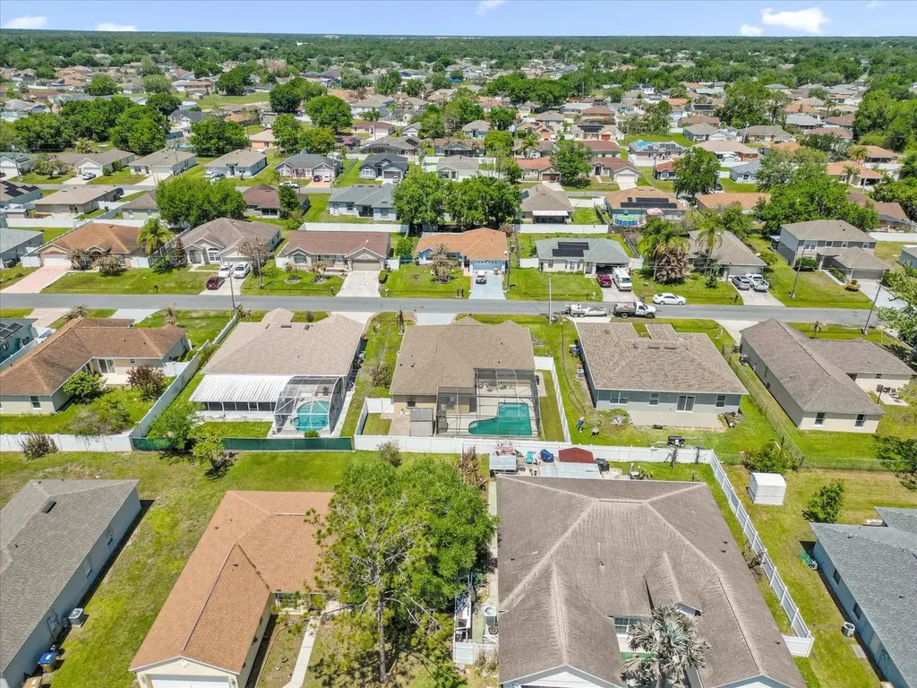 916 Nancy Court Kissimmee FL 34759
