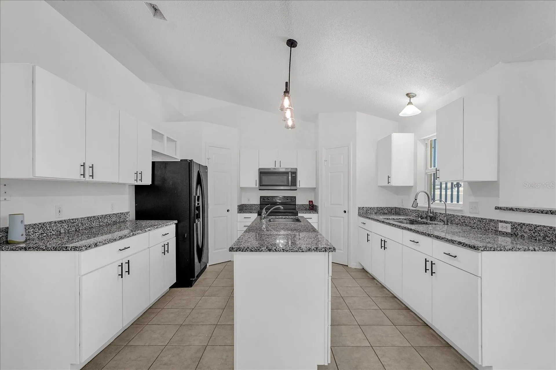 916 Nancy Court Kissimmee FL 34759