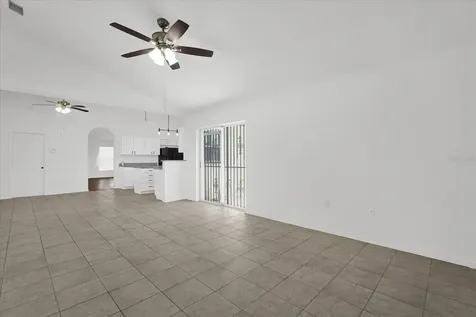 916 Nancy Court Kissimmee FL 34759