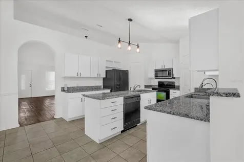 916 Nancy Court Kissimmee FL 34759