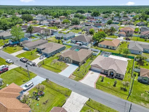 916 Nancy Court Kissimmee FL 34759