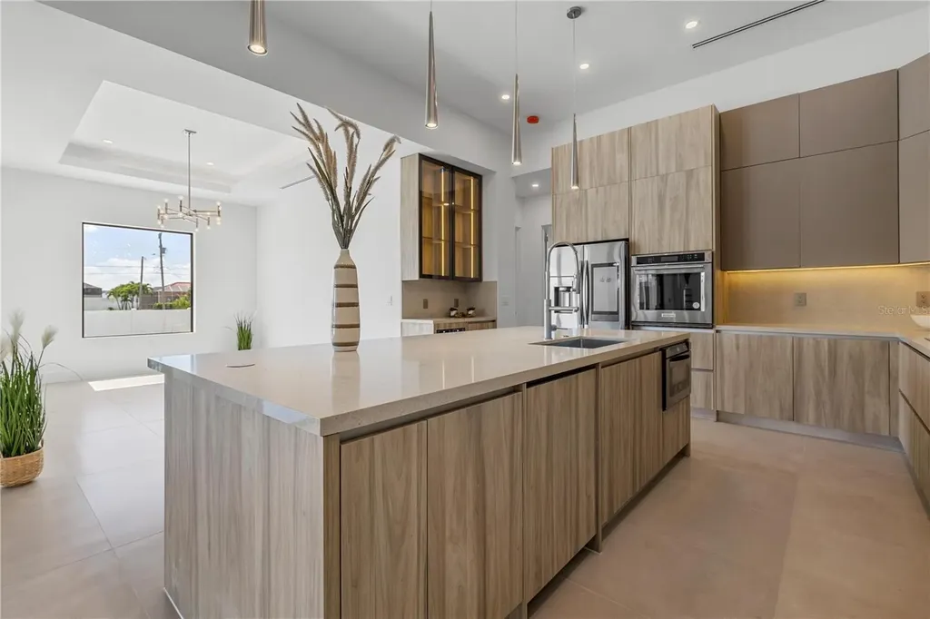 109 NW 35th Place Cape Coral FL 33993