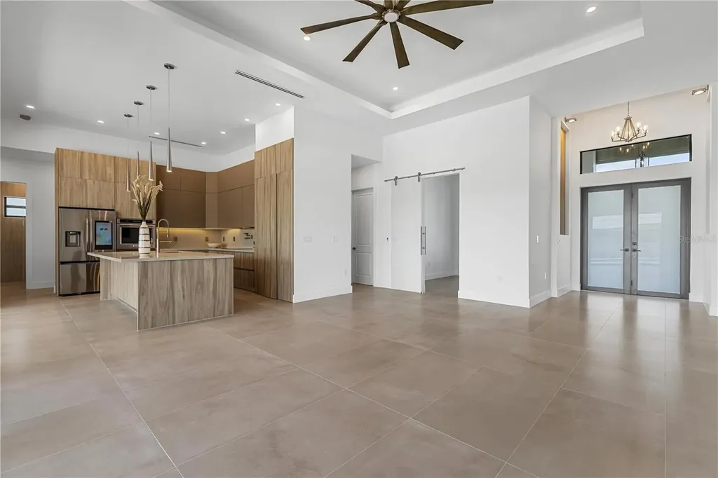 109 NW 35th Place Cape Coral FL 33993