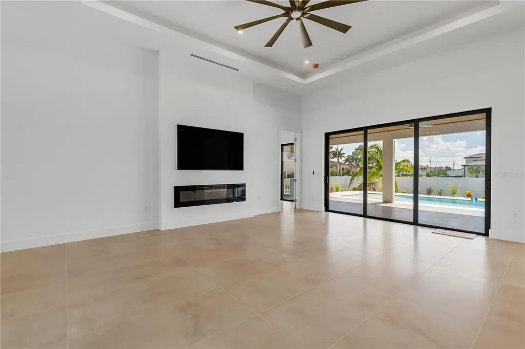 109 NW 35th Place Cape Coral FL 33993