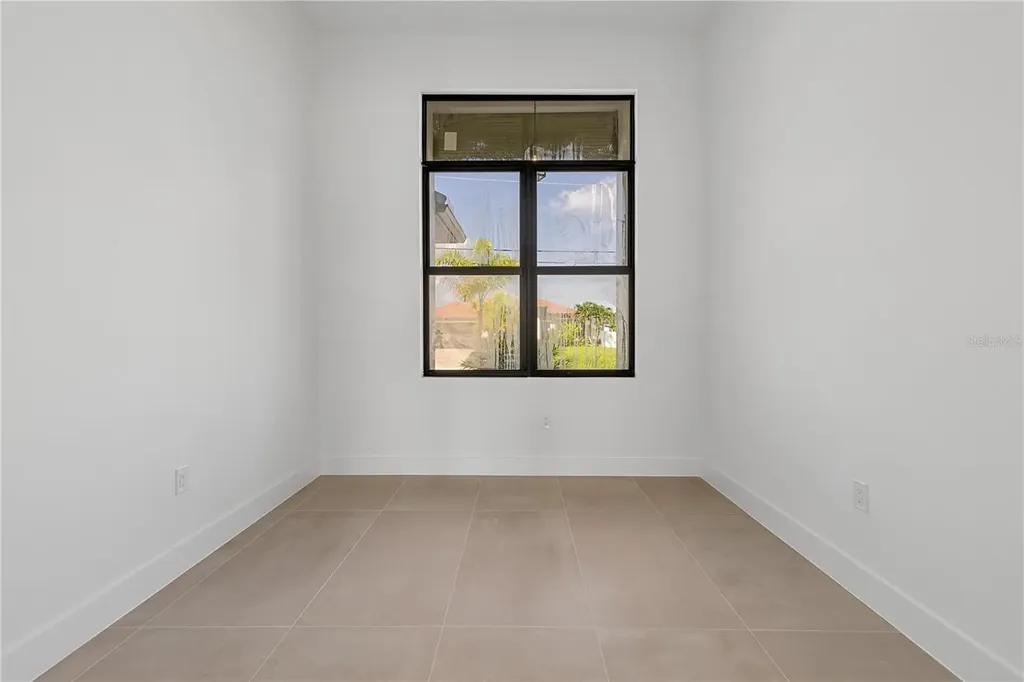 109 NW 35th Place Cape Coral FL 33993