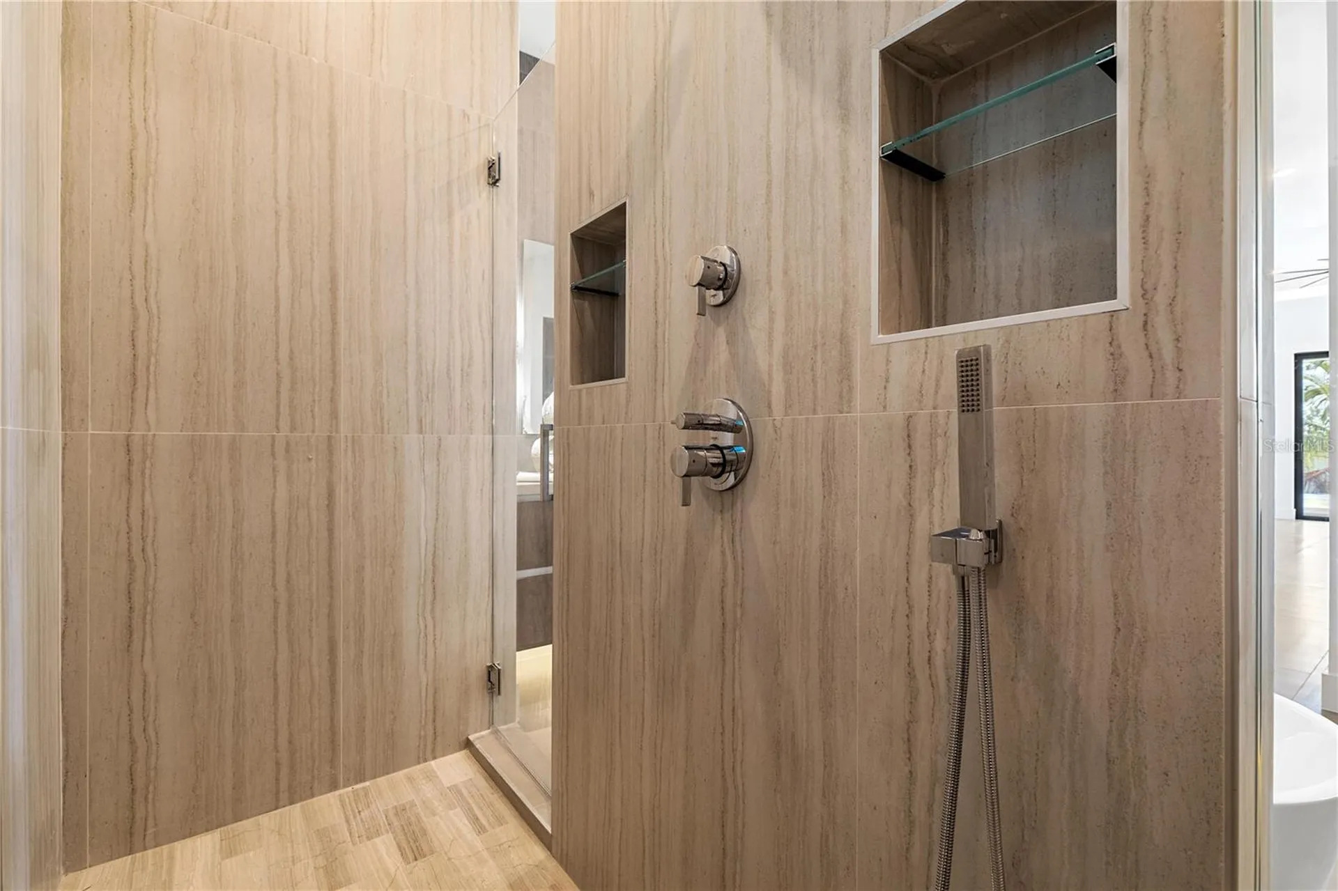 109 NW 35th Place Cape Coral FL 33993