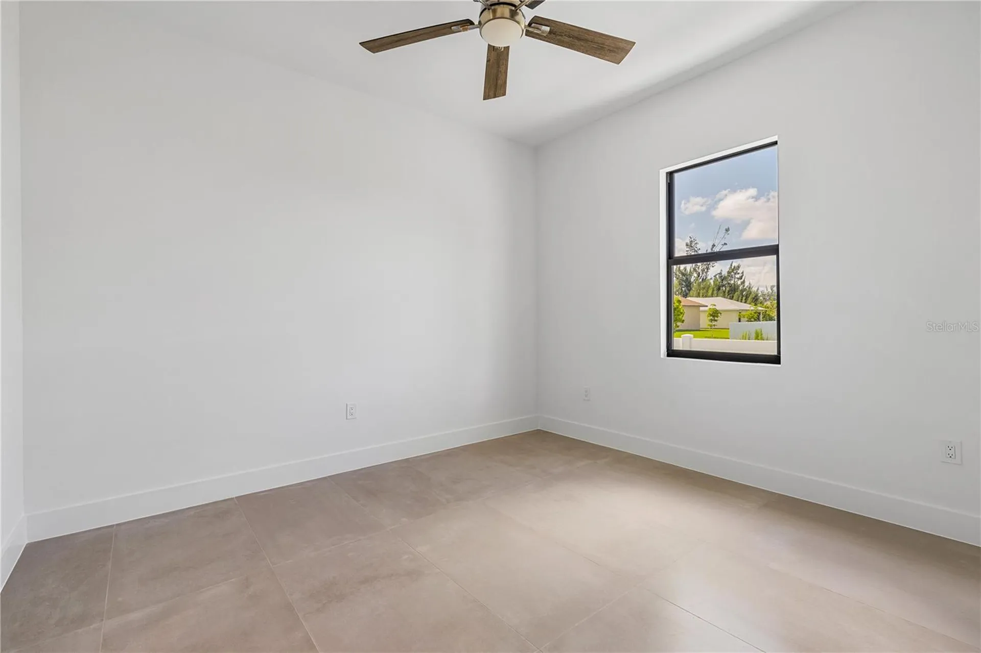 109 NW 35th Place Cape Coral FL 33993