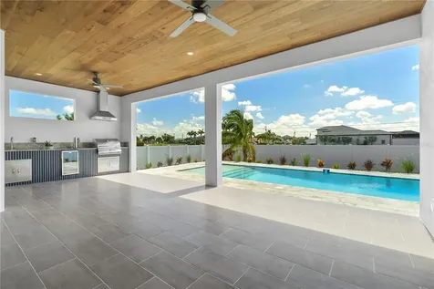 109 NW 35th Place Cape Coral FL 33993