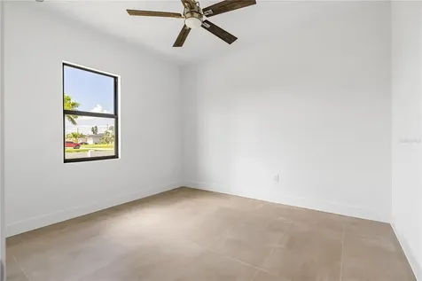 109 NW 35th Place Cape Coral FL 33993