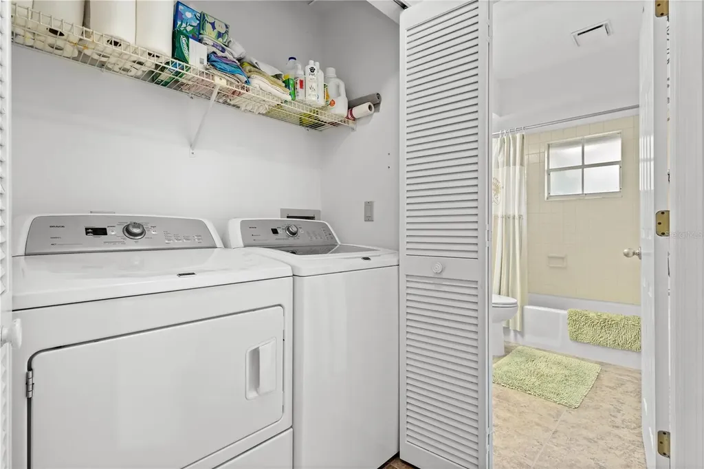 3177 Lake Park Lane Sarasota FL 34231