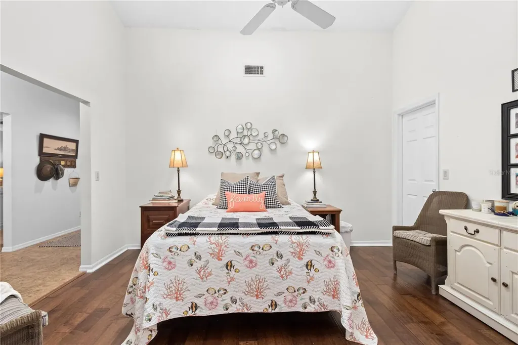 3177 Lake Park Lane Sarasota FL 34231