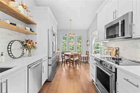 3177 Lake Park Lane Sarasota FL 34231