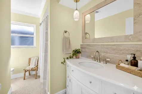 4388 50th Place S St Petersburg FL 33711