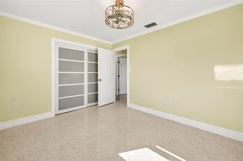 4388 50th Place S St Petersburg FL 33711