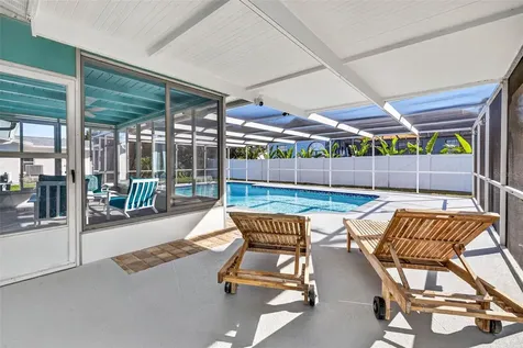 4388 50th Place S St Petersburg FL 33711