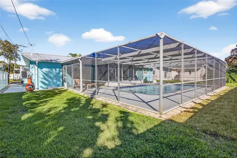 4388 50th Place S St Petersburg FL 33711