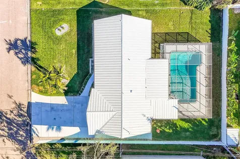 4388 50th Place S St Petersburg FL 33711