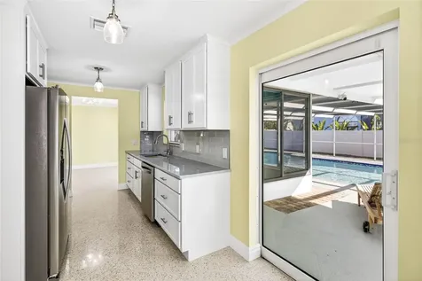 4388 50th Place S St Petersburg FL 33711
