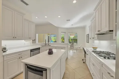 8404 Abingdon Court University Park FL 34201