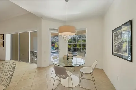 8404 Abingdon Court University Park FL 34201