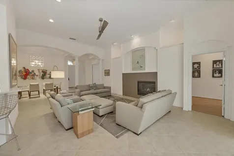 8404 Abingdon Court University Park FL 34201