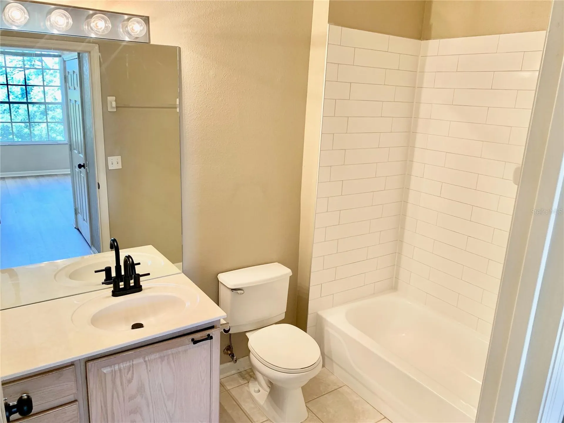 1212 S Hiawassee Road Orlando FL 32835