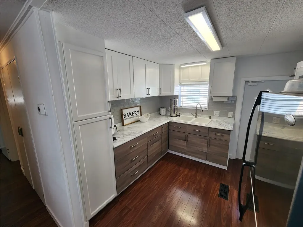 2204 17th Street Court W Bradenton FL 34205