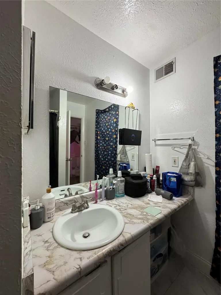 3990 Crayrich Circle Orlando FL 32839