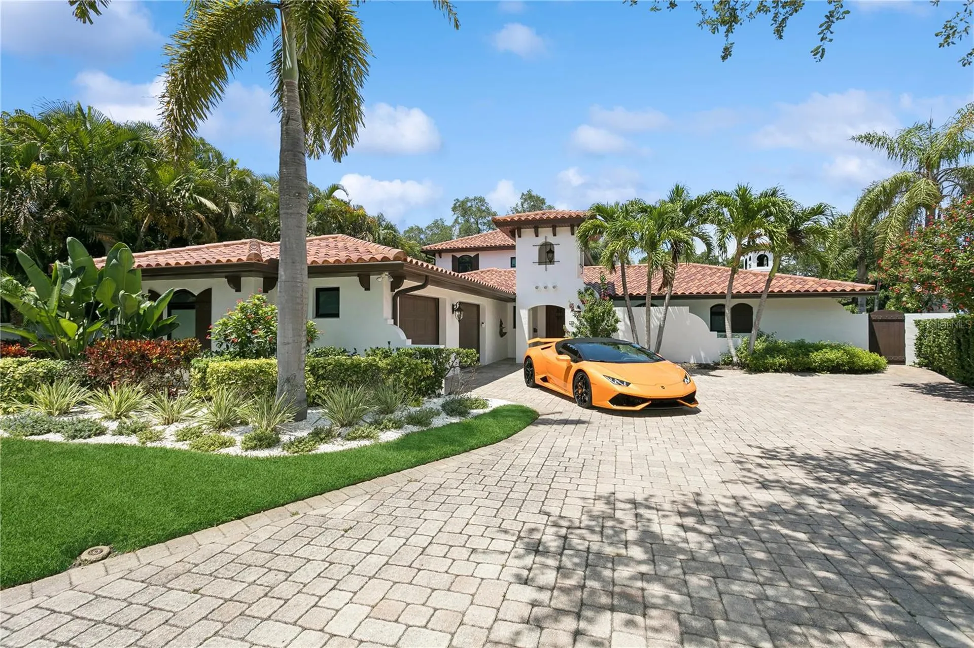 St Petersburg FL, 145 Bay Point Drive NE