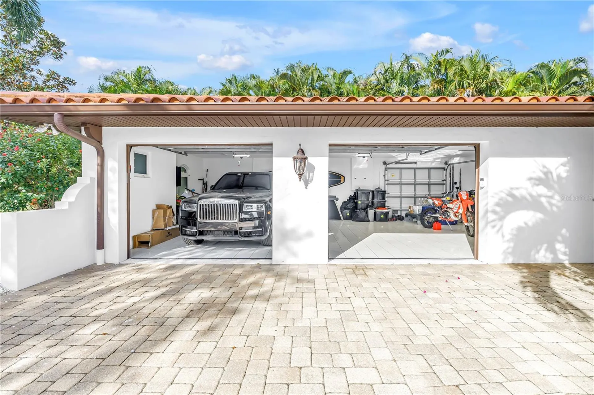 145 Bay Point Drive NE St Petersburg FL 33704