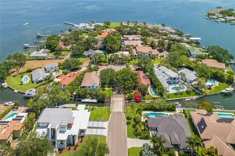 145 Bay Point Drive NE St Petersburg FL 33704