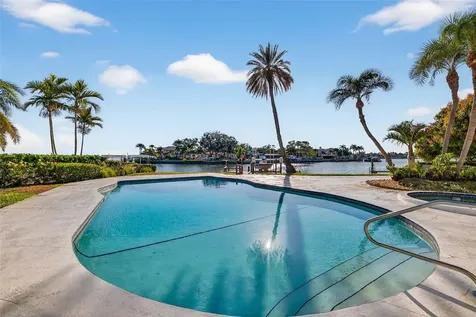 1323 Snell Harbor Drive NE St Petersburg FL 33704