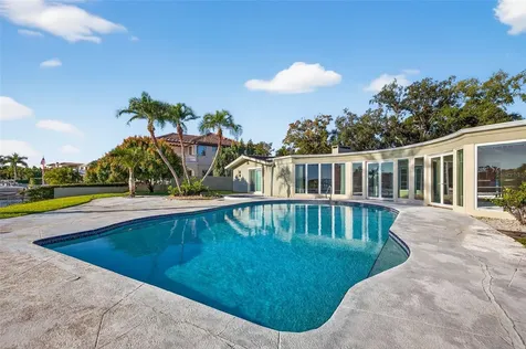 1323 Snell Harbor Drive NE St Petersburg FL 33704