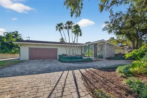 1323 Snell Harbor Drive NE St Petersburg FL 33704