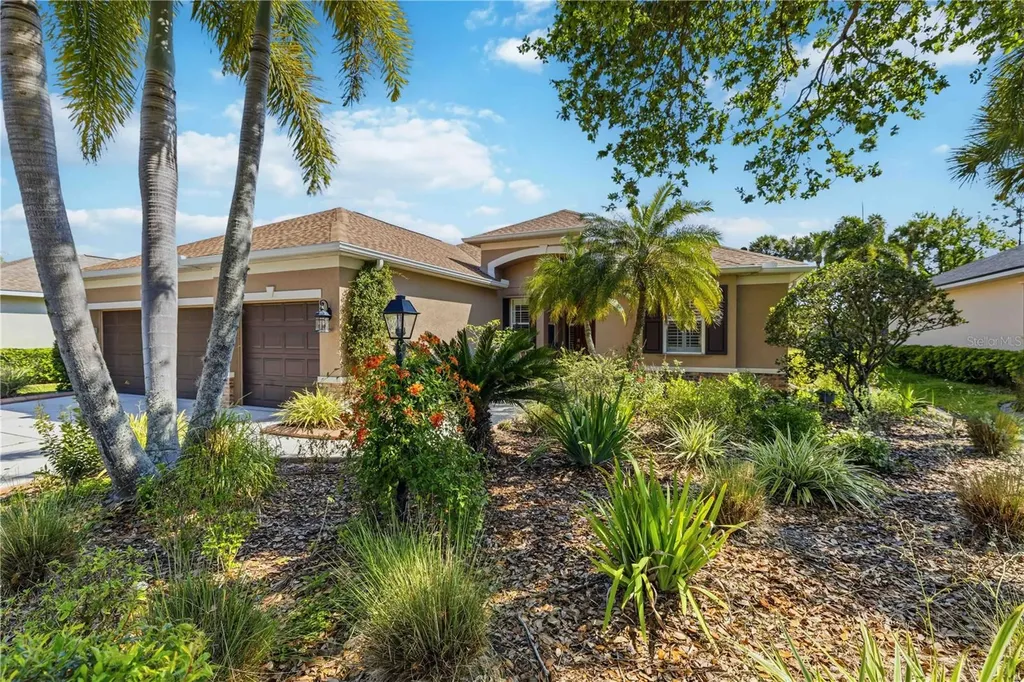 7918 Edmonston Circle University Park FL 34201