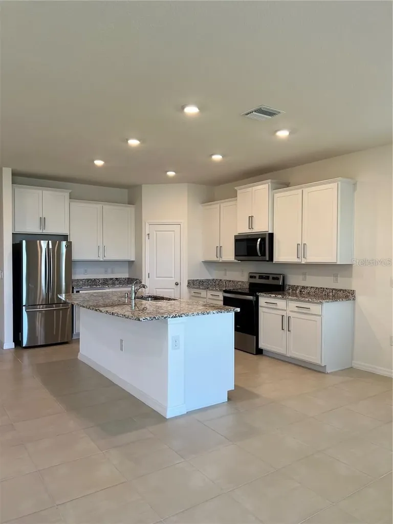 10828 Charlotte Drive Parrish FL 34219