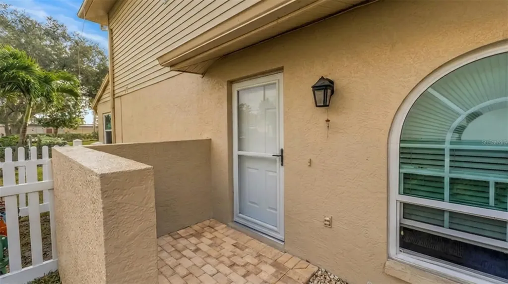 9049 Antigua Drive Seminole FL 33777