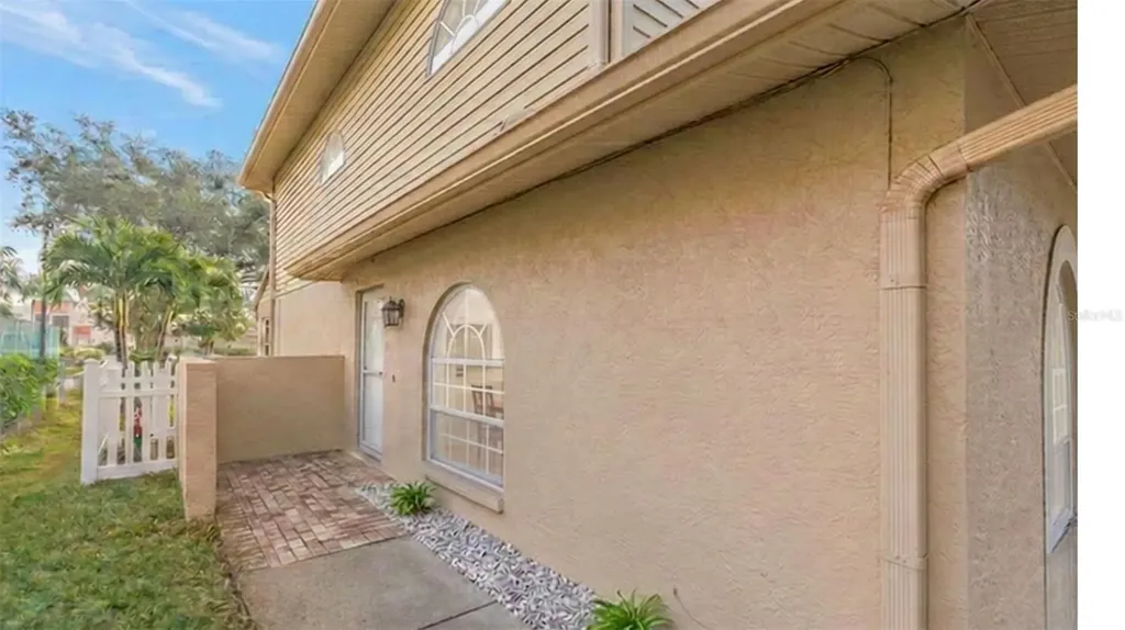 9049 Antigua Drive Seminole FL 33777