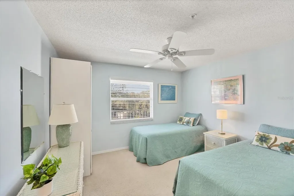 8735 Olde Hickory Avenue Sarasota FL 34238