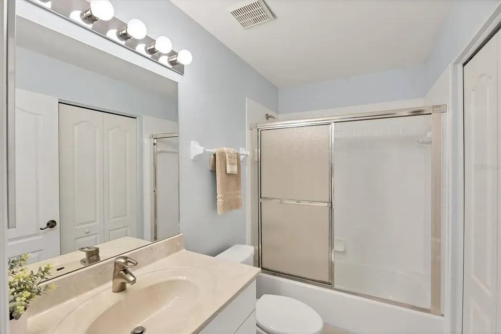 8735 Olde Hickory Avenue Sarasota FL 34238