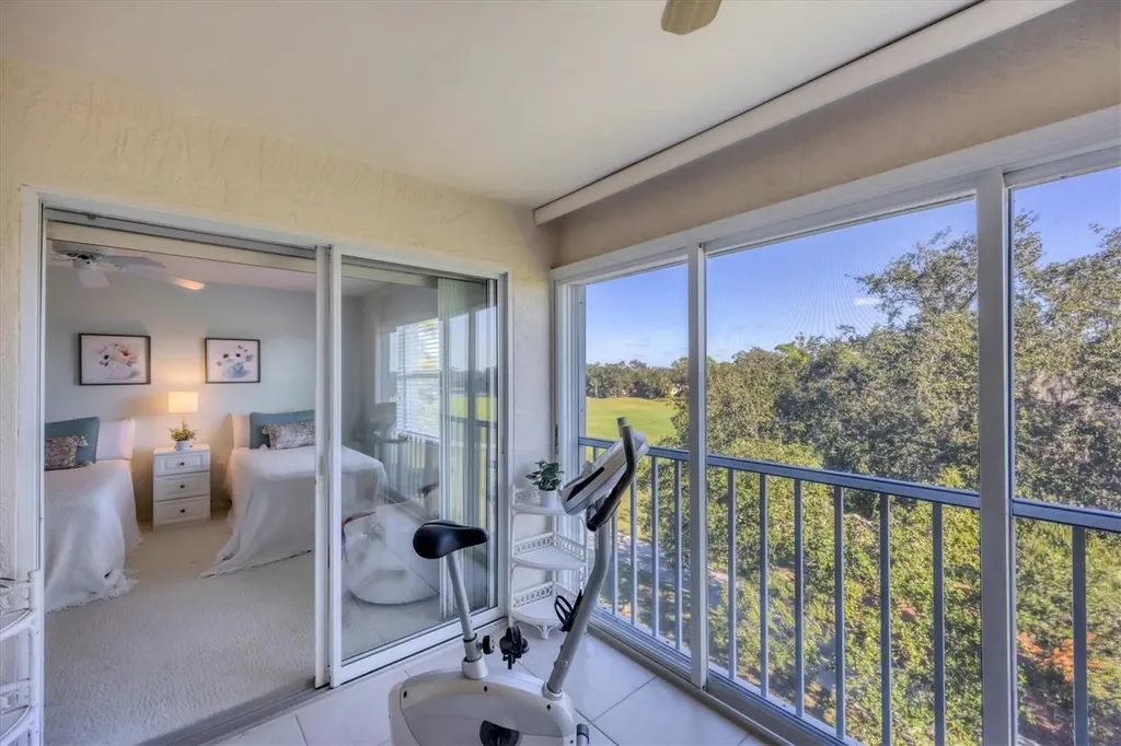 8735 Olde Hickory Avenue Sarasota FL 34238