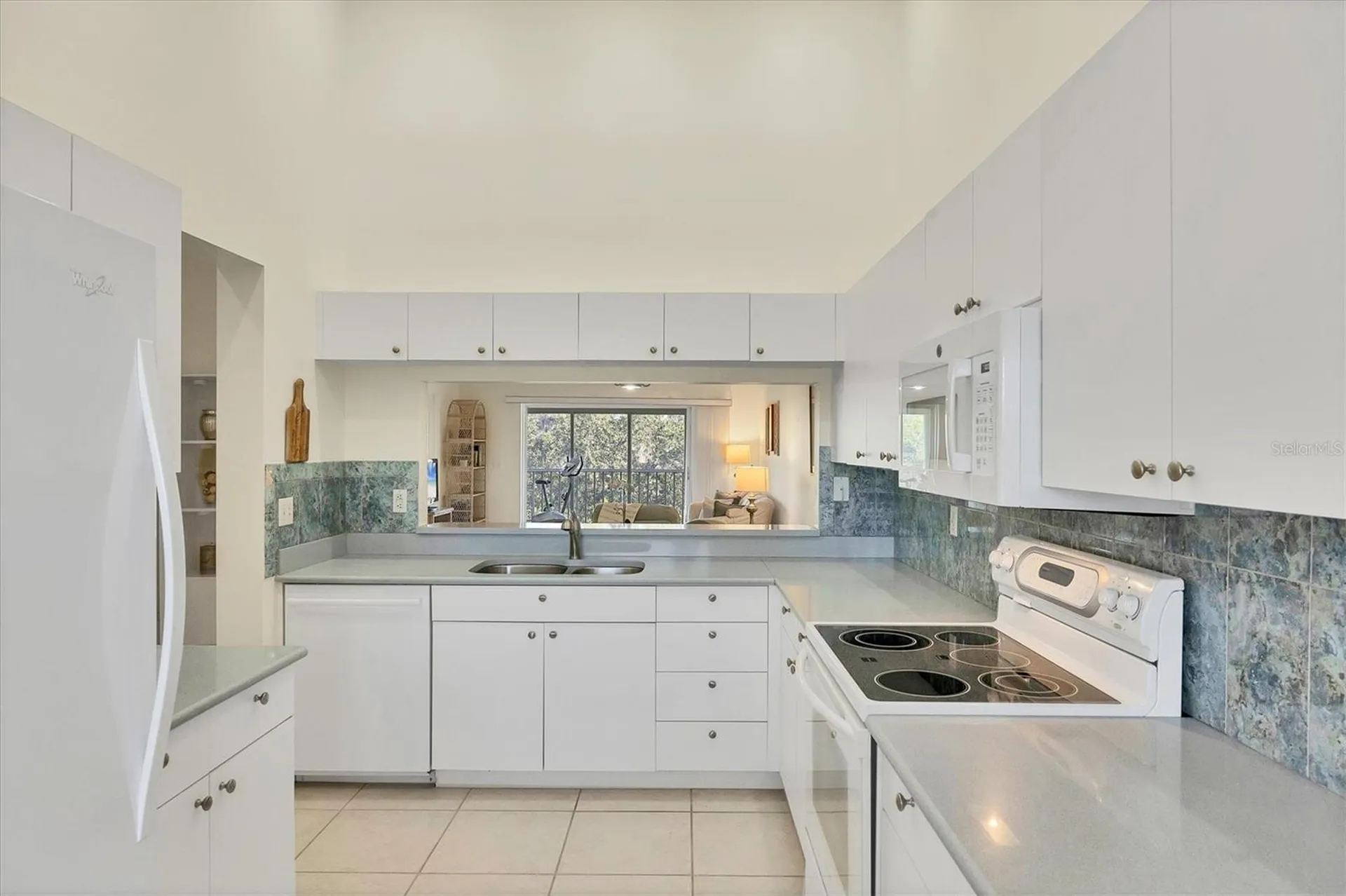 8735 Olde Hickory Avenue Sarasota FL 34238