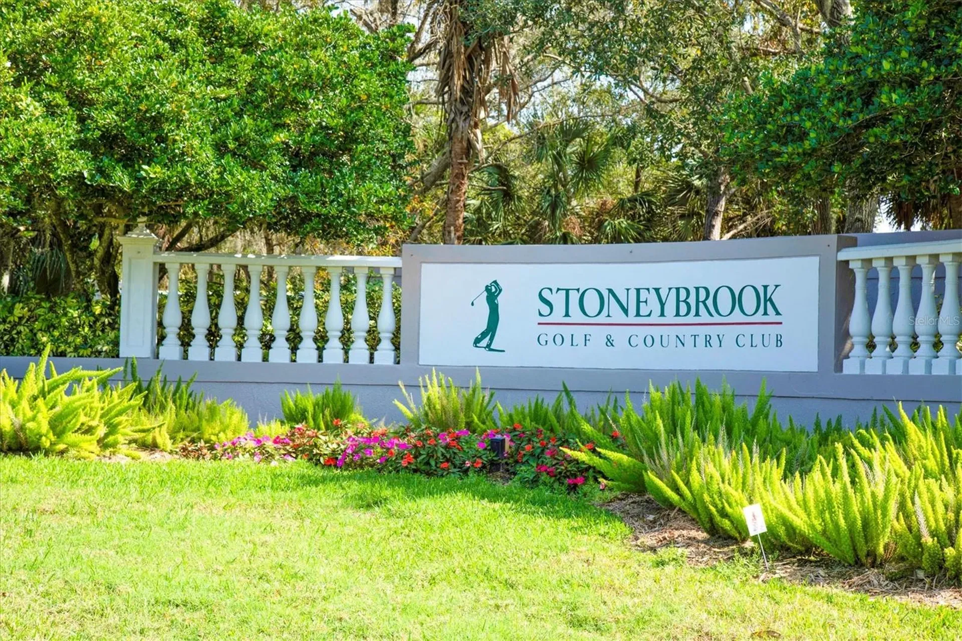 8735 Olde Hickory Avenue Sarasota FL 34238