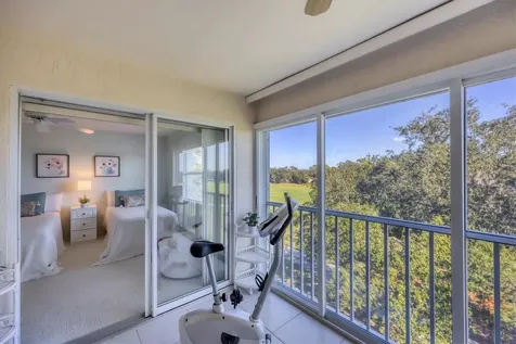 8735 Olde Hickory Avenue Sarasota FL 34238