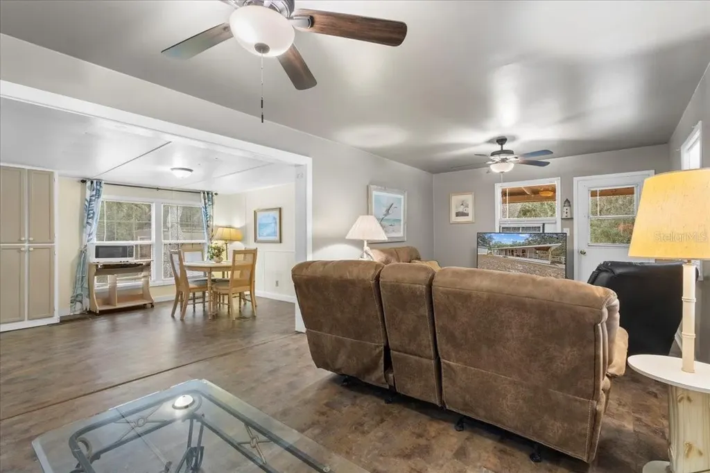 455 NE 441 Avenue Old Town FL 32680