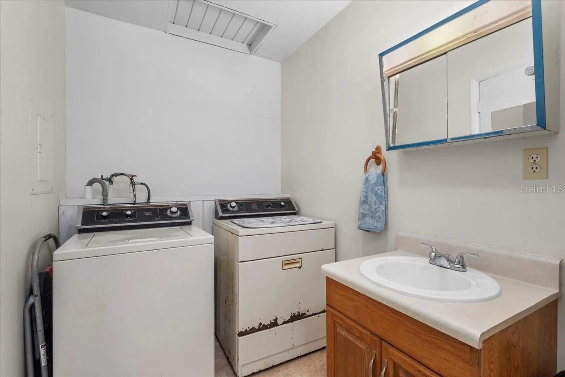 455 NE 441 Avenue Old Town FL 32680