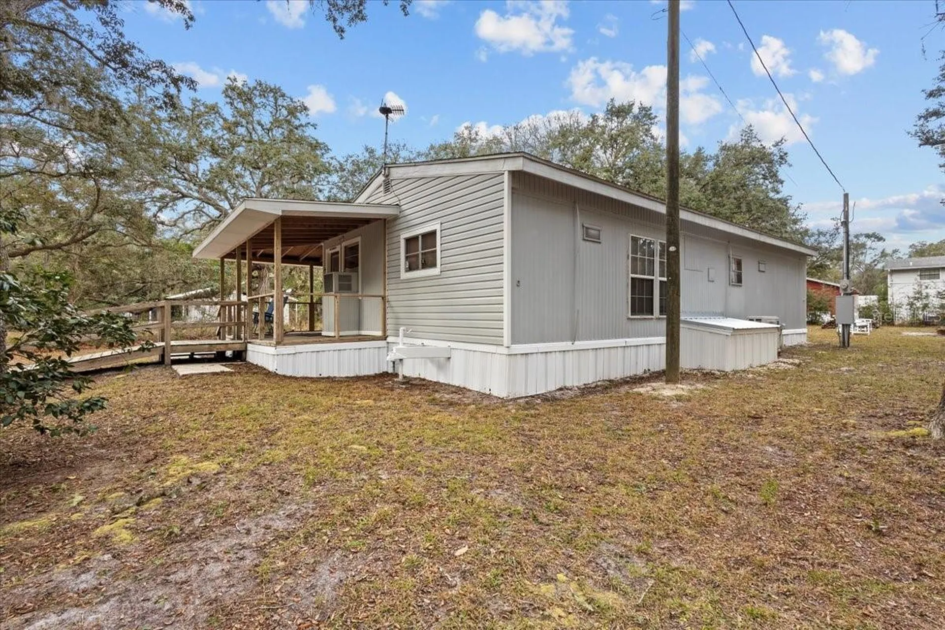 455 NE 441 Avenue Old Town FL 32680